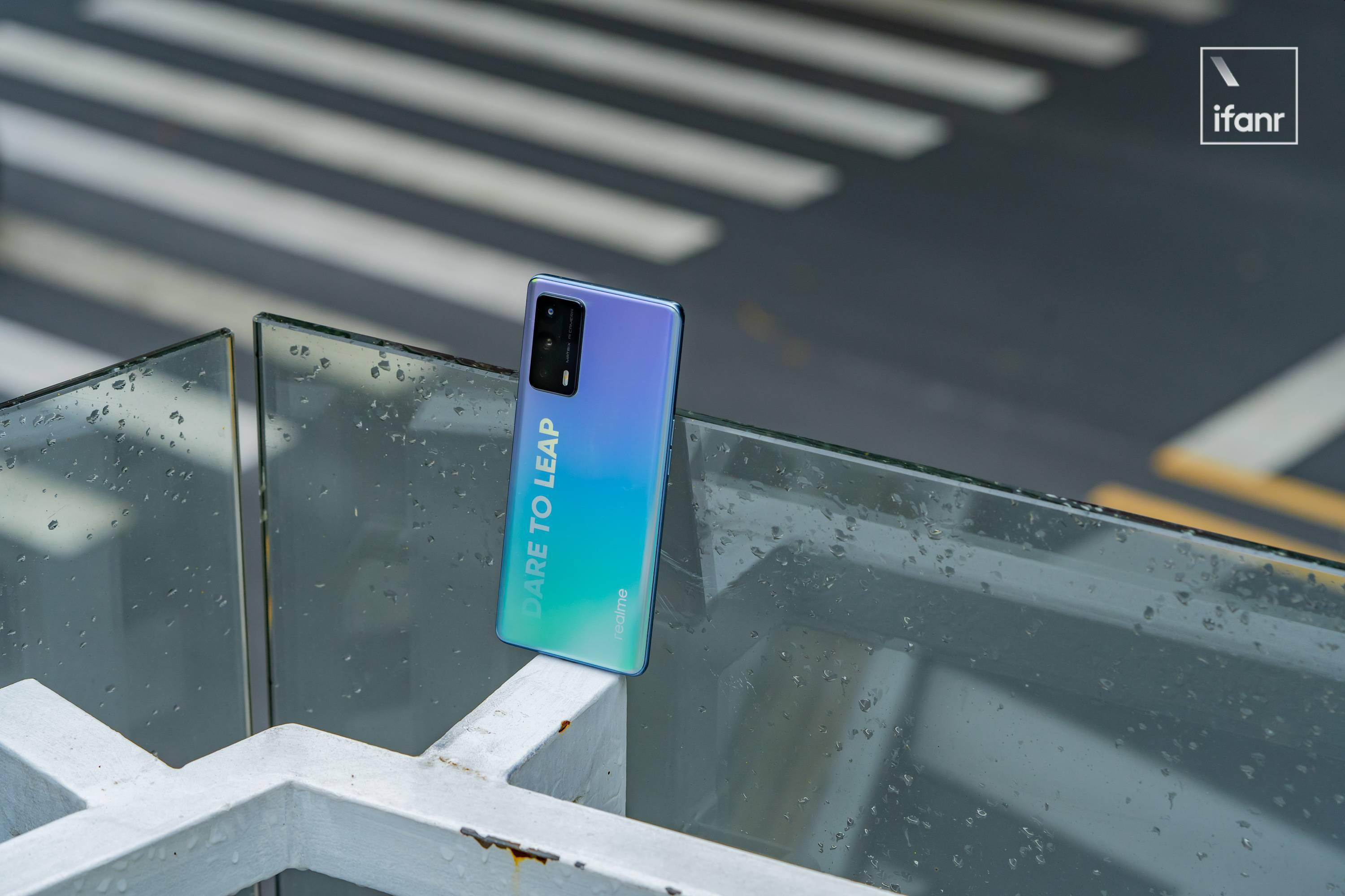 realme的首款曲面屏真我x7pro至尊版图赏