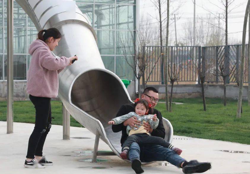 以往丰县家长们总在羡慕其他城市开了超好玩的亲子乐园这回自家的孩子