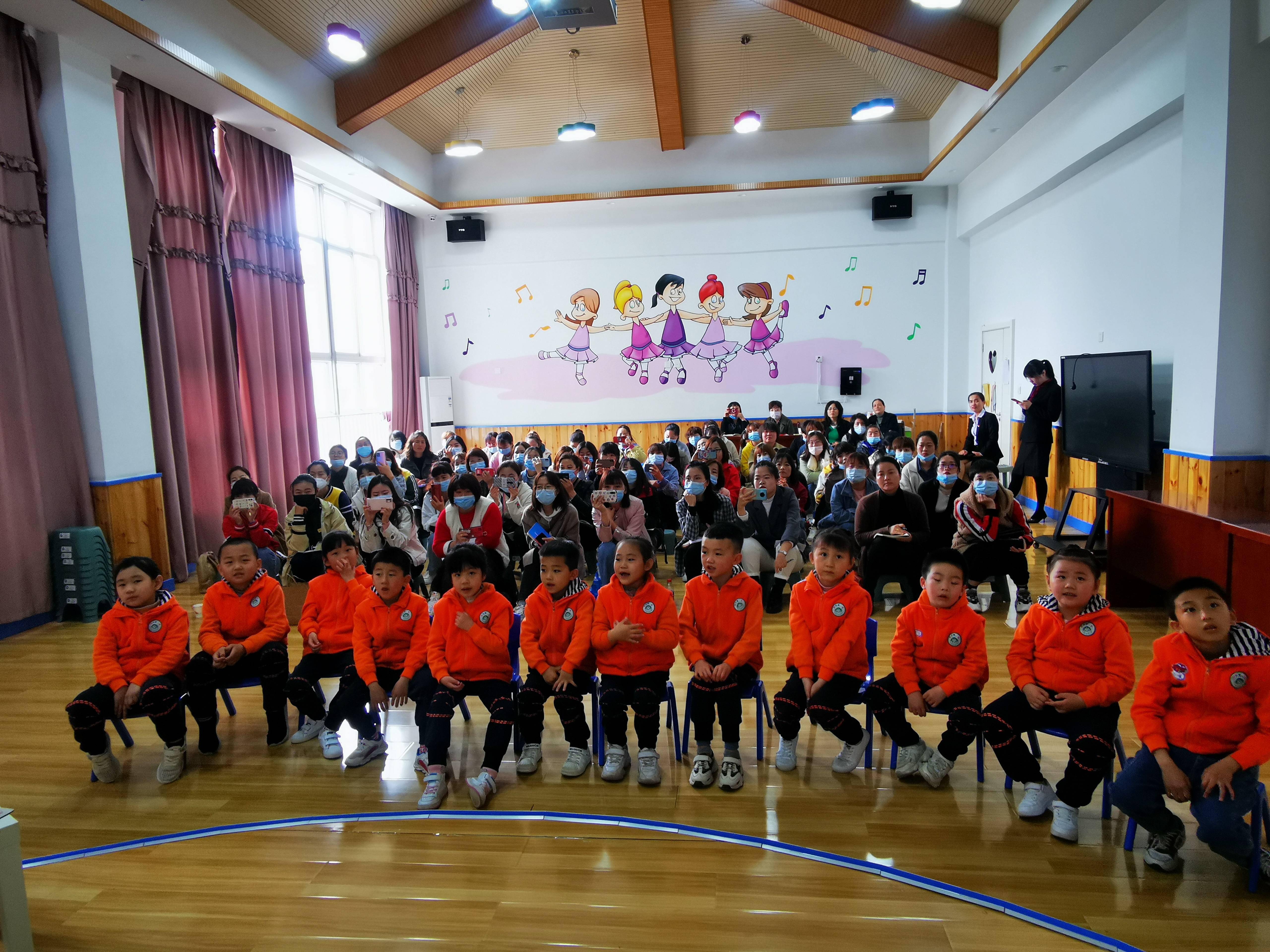 上海依林幼儿园图片