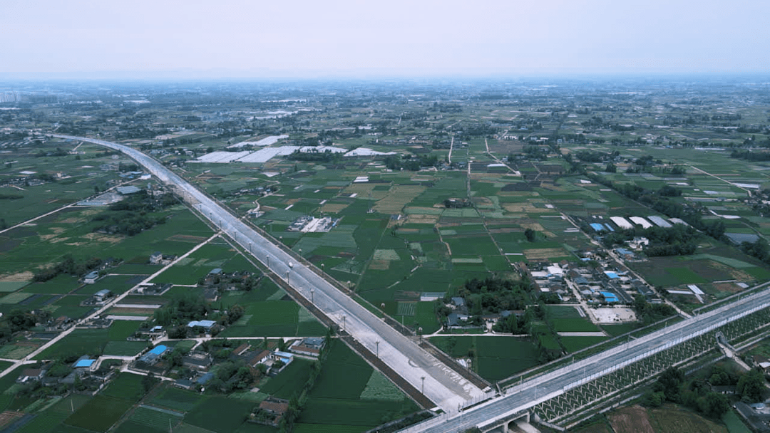 已被納入成都市域快速路遠期規劃,該線起於成都市五環路,經新都,彭州