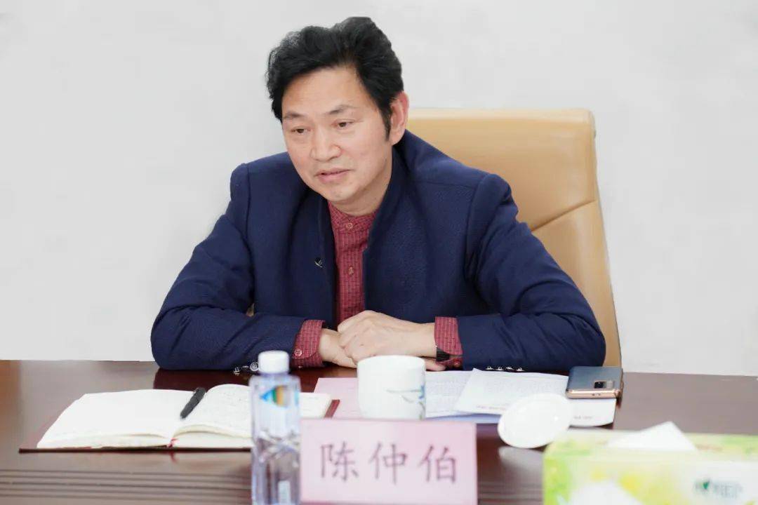 厅党组成员,副厅长金勇章,益阳市人民政府副市长胡安邦出席.精彩导读