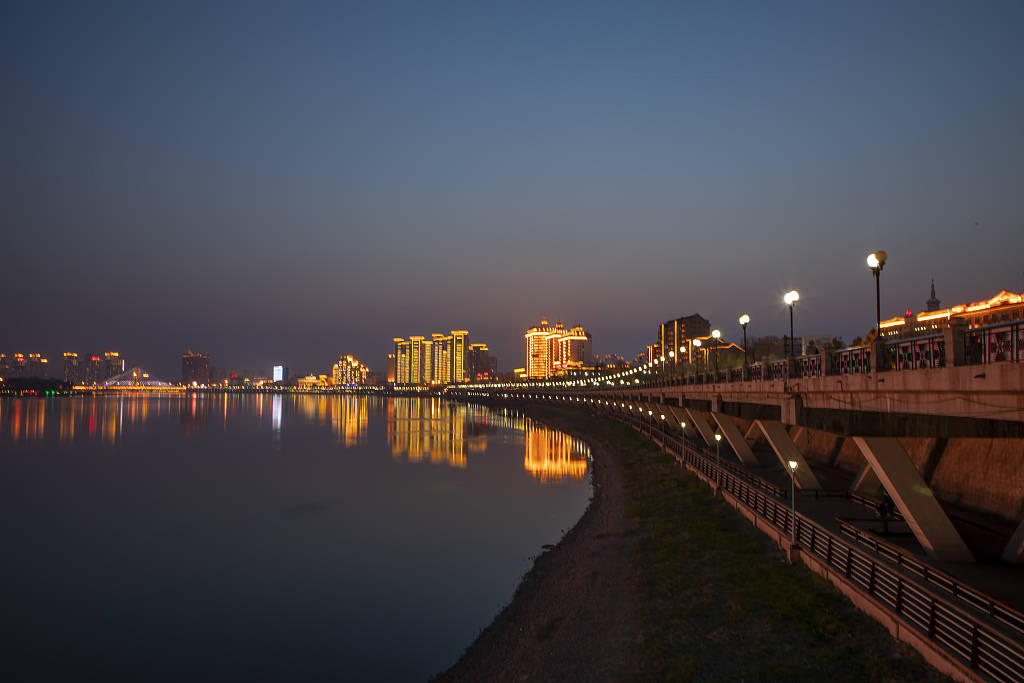 松原夜景的城市图片图片