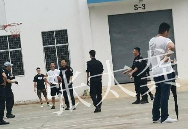 《维和防暴队》路透 王一博张哲瀚凑一起能干啥？