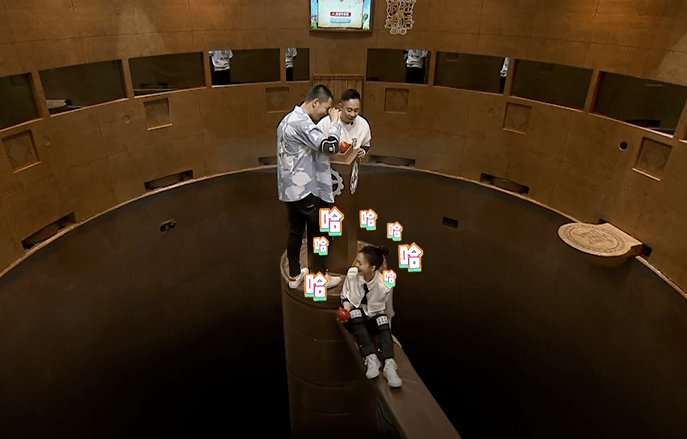 尤其是在新加入的石块密室中,魔性的笑声更是贯穿全场,穿透力也太强了