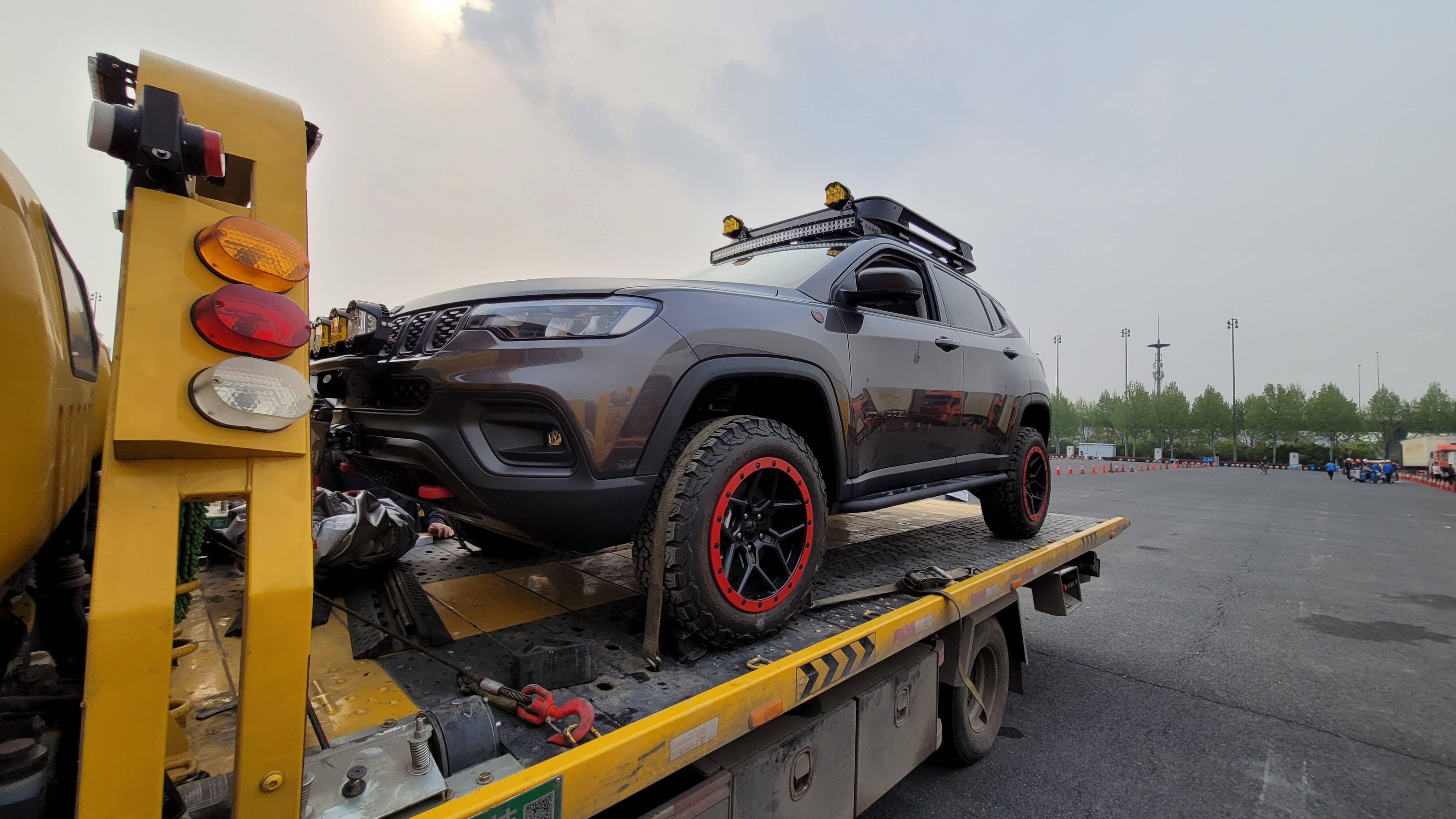 2021上海车展探馆jeep指南者越野改装版