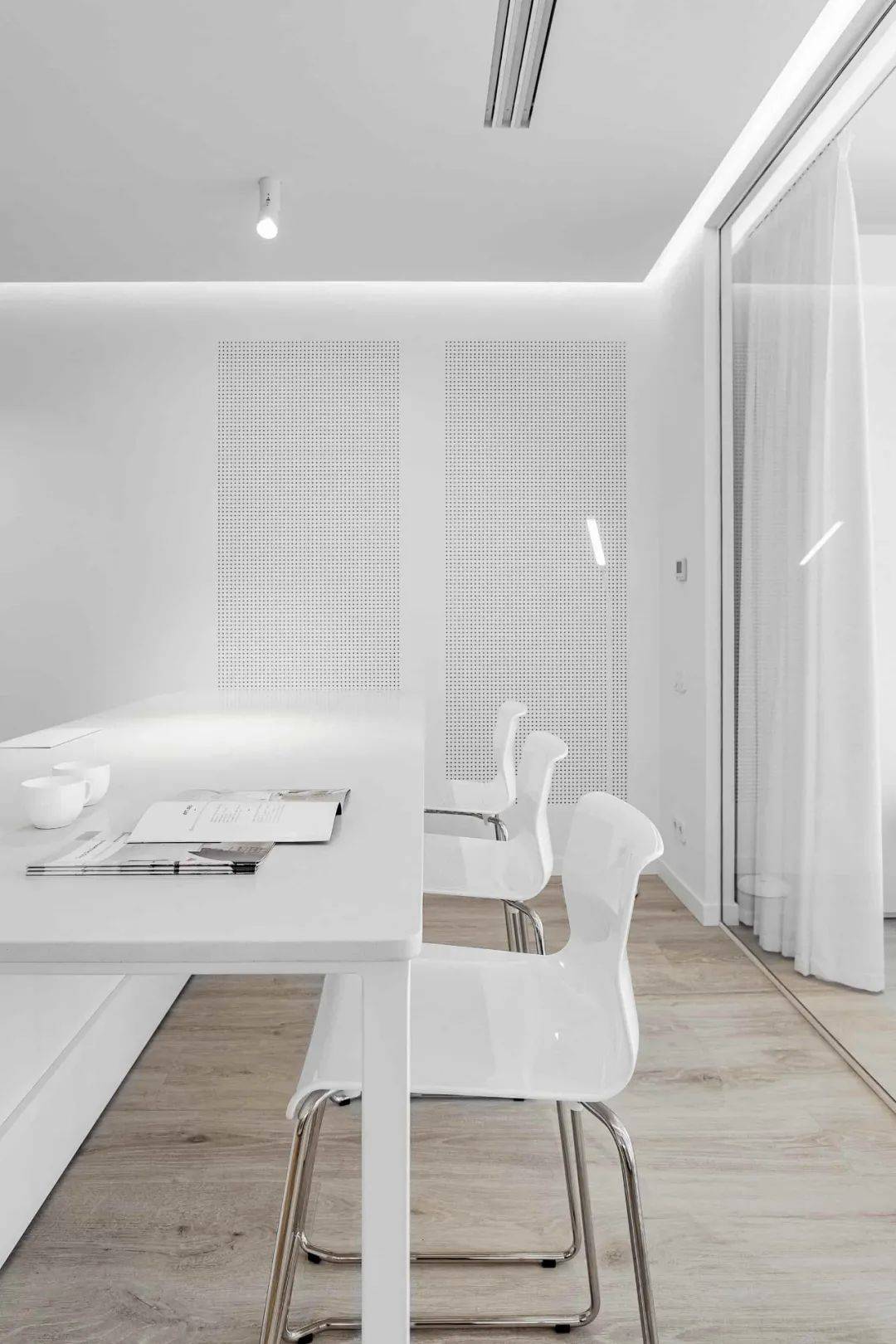 白色极简主义,纯粹!