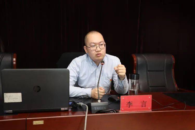 市城管综合执法局党史学习教育读书班成功开班