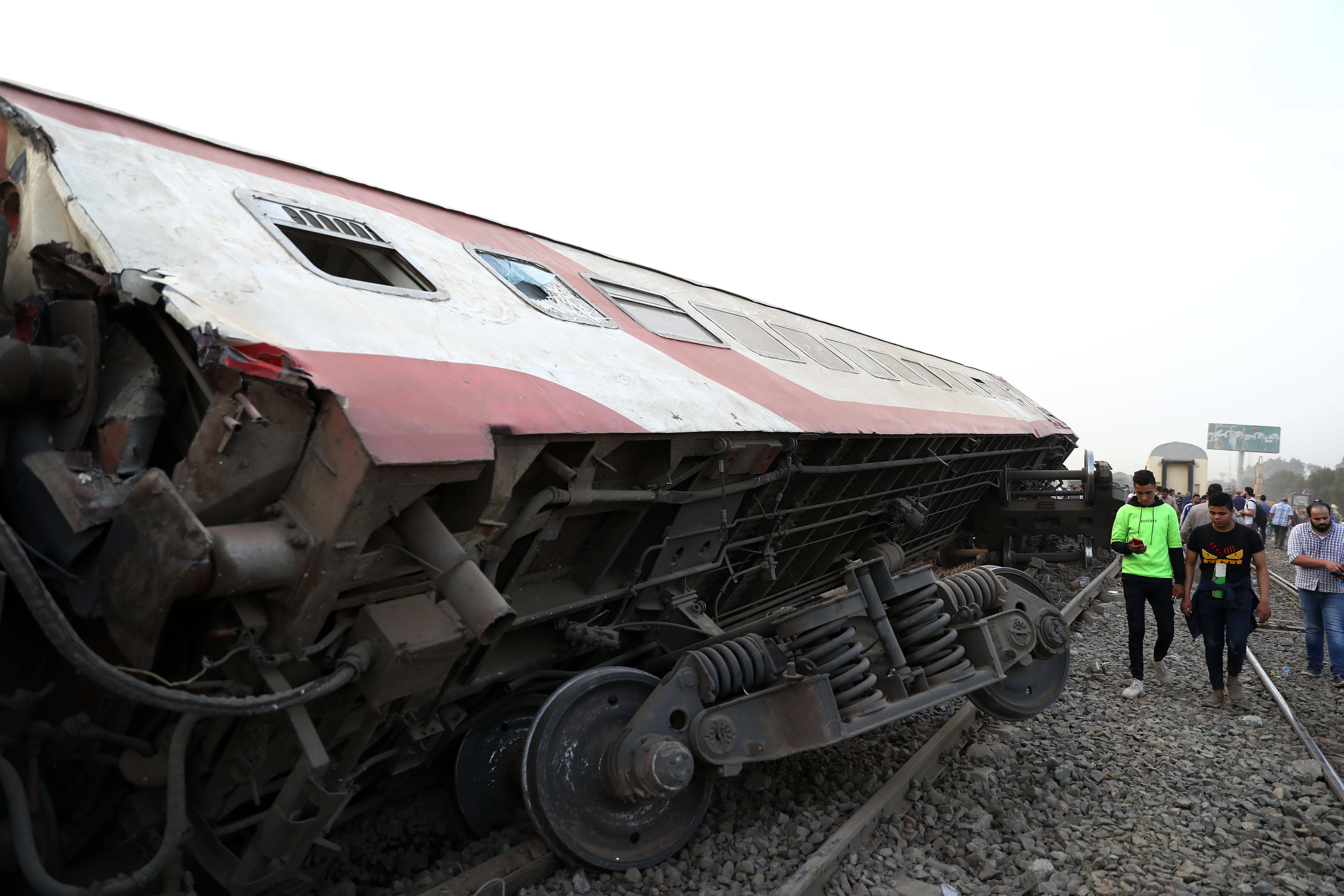 埃及卫生部18日发表声明说,图赫市当天发生一起客运列车脱轨事故,造成