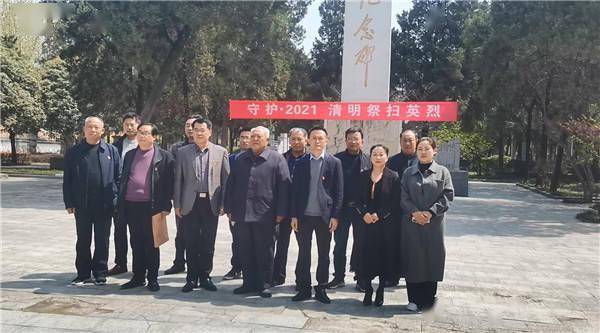 刘长山生于1919年,唐河县城北刘庄村人,1947年12月参军,1948年3月在