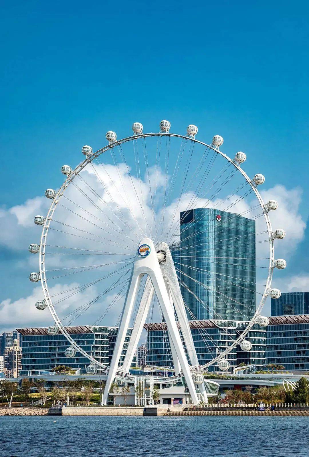 新地标在宝安崛起湾区之光摩天轮启用迎客