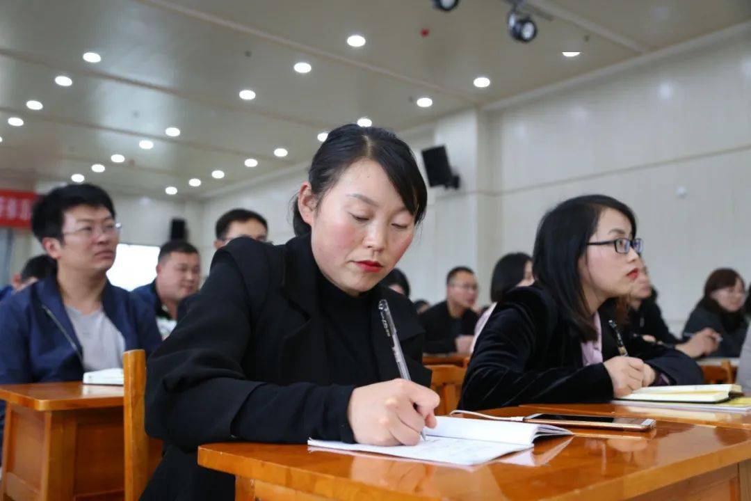 三校携手共成长 对口帮扶情意浓——贵阳市第十八中学举行威宁迤那