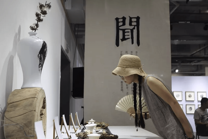 老外爱喝茶 15ce7bd51b6b47488cc24da5a8fbbd59.png