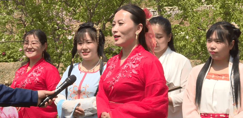 大抓落实大干实事大提质效石城乡打造药乡花海助力乡村振兴