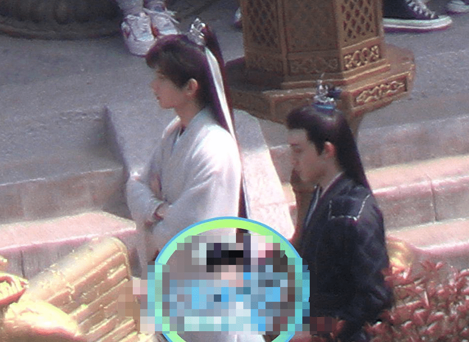 杨紫最新路透造型曝光 44a10f65f4f5411284f3d40dca057dfe.png