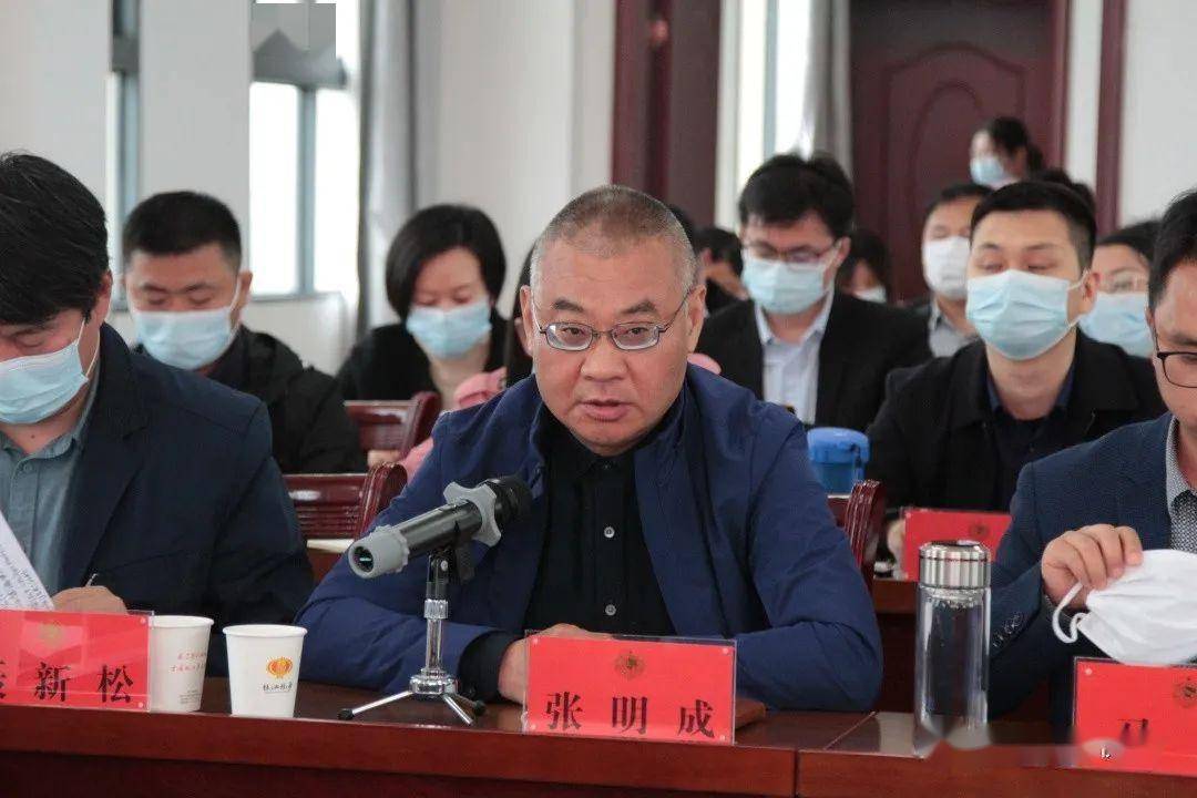 政协委员代表提建议winter方明柱在讲话中指出,这次协商会议既是贯彻