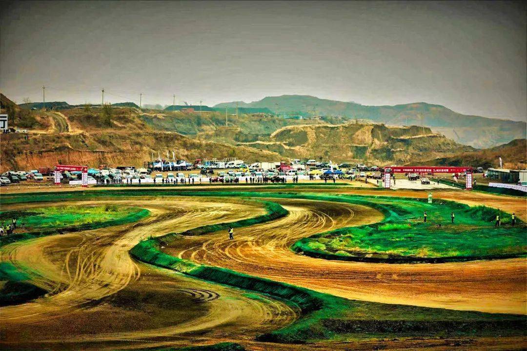 【阜新相册】跨越百年的"速度与激情"_新邱区