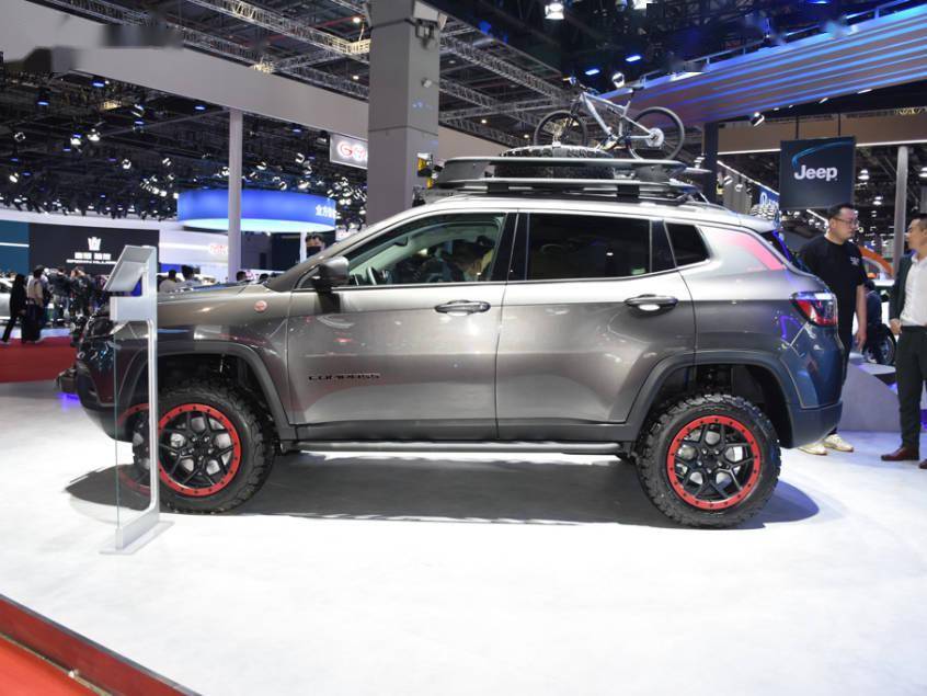 穿越利器指南者offroader越野改装版亮相上海车展