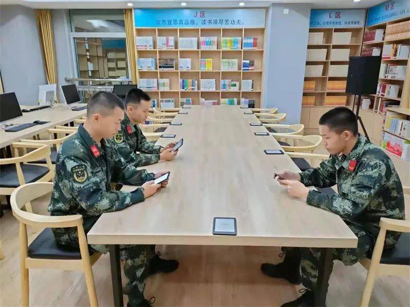 世界读书日武警白银支队武警丽水支队武警漳州支队武警第一机动总队某