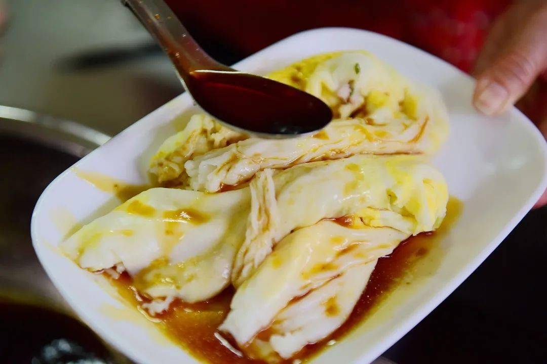 美食丨玉林人的一日三餐从一份爽滑的肠粉开始