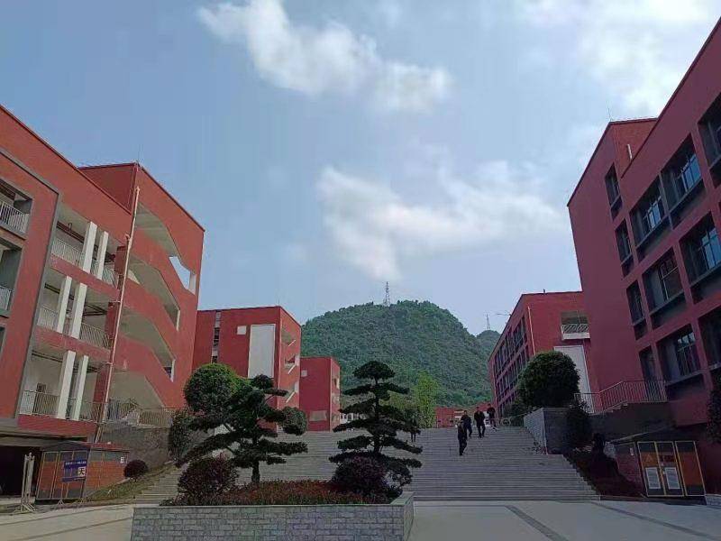 教学理念向贵州输出百外福泉学校将于今秋开学