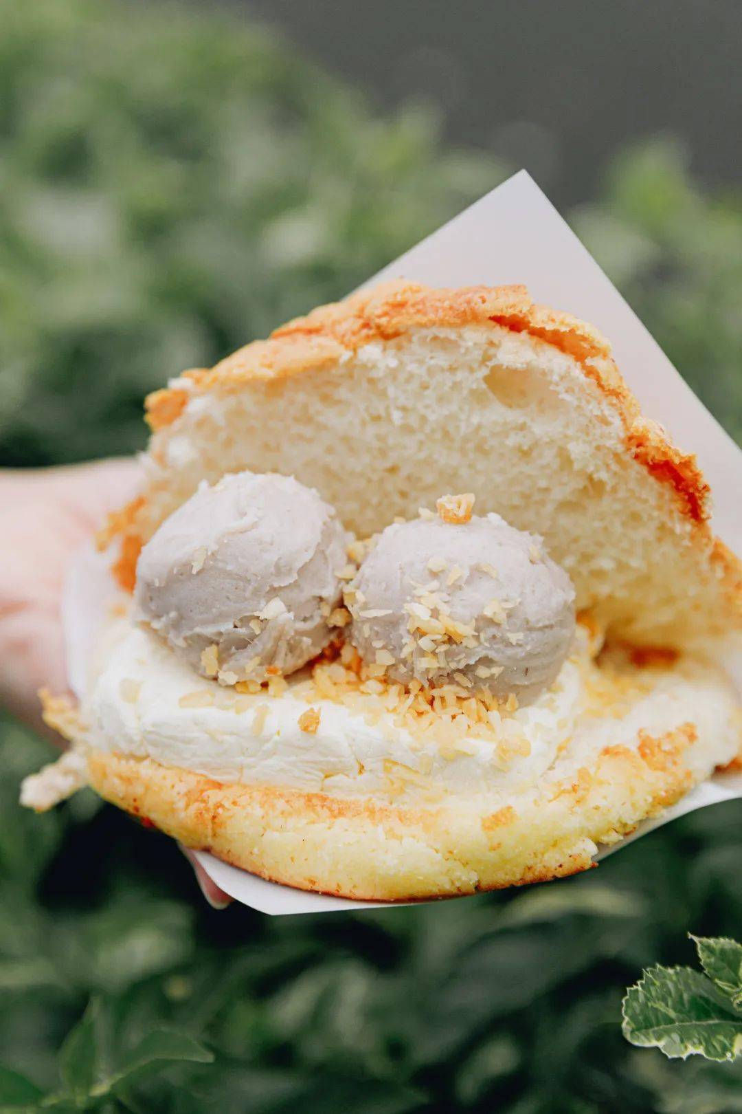 广州首家世界第二好吃的现烤冰淇淋菠萝包来了