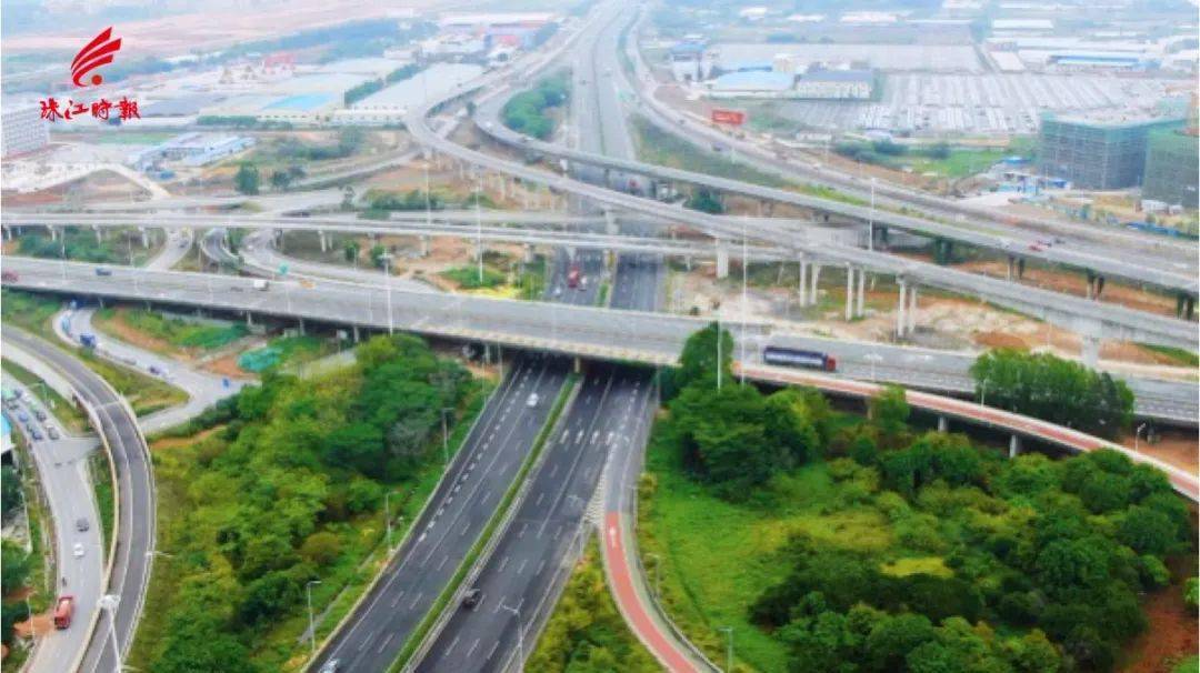 广佛肇高速全线通车狮山里水至广西梧州缩短至15小时内