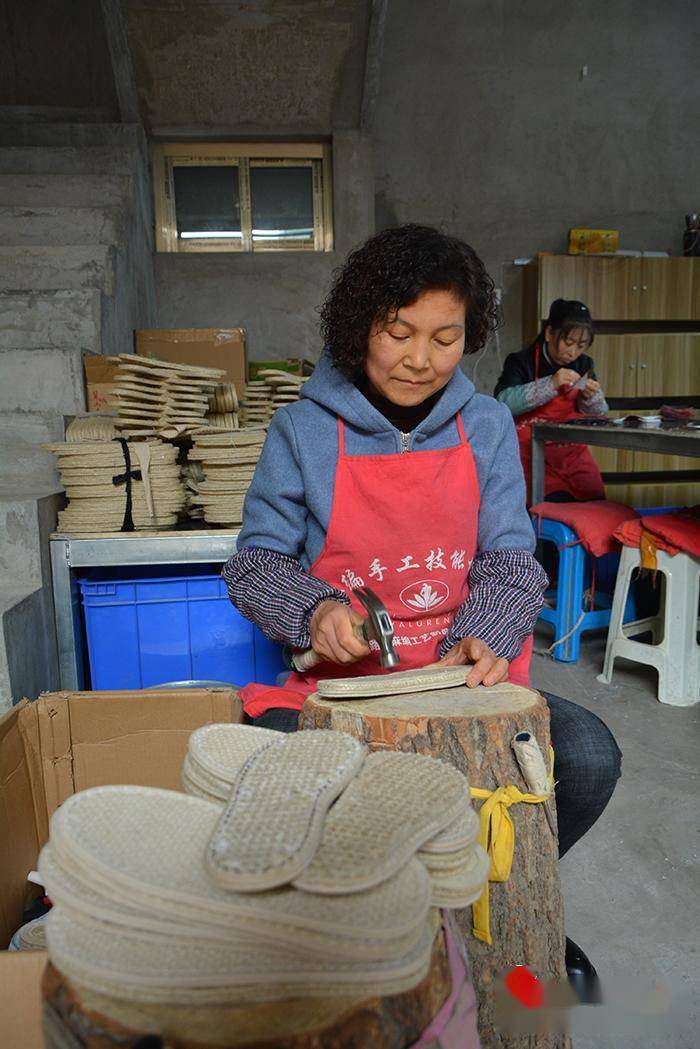 甘谷麻鞋:让传统技艺焕发新活力