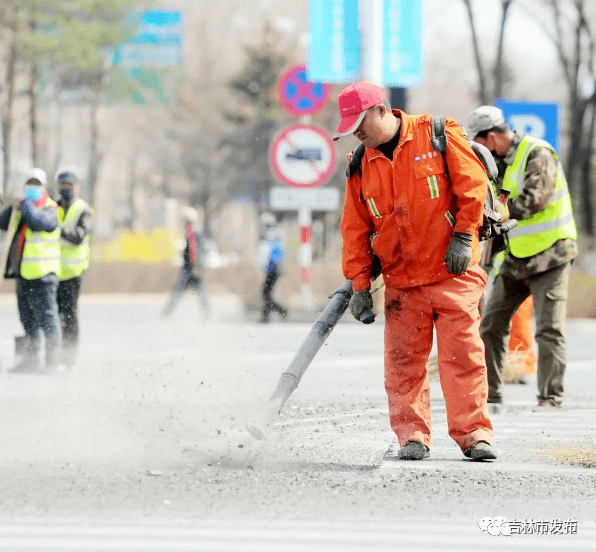 吉林市 明媚春光里 奋进正当时