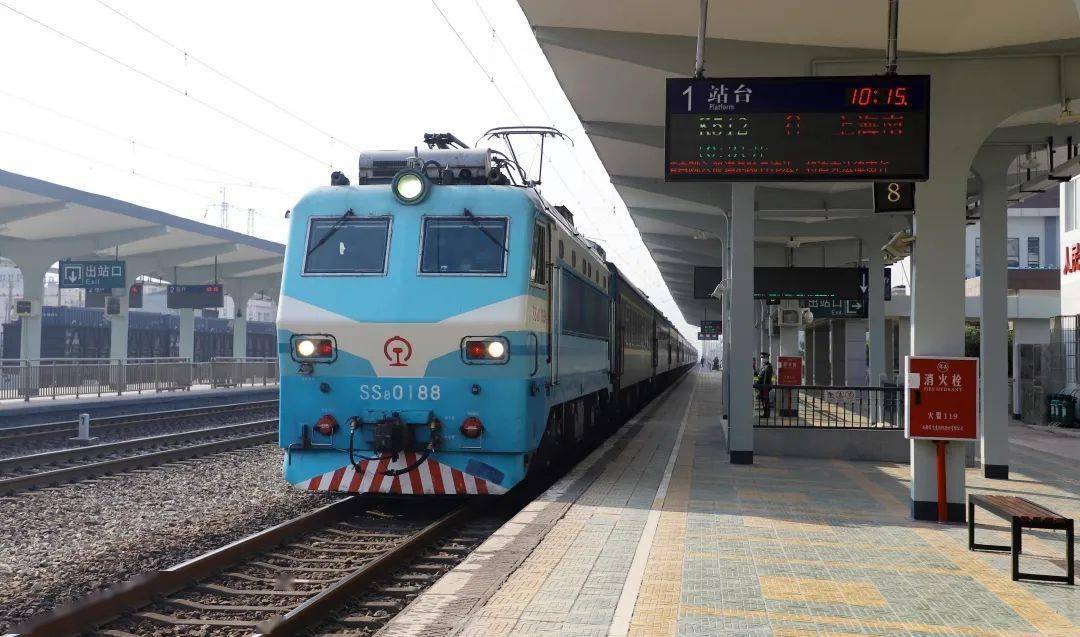 快看!"五一"前,"五一"期间英德火车站加开10趟列车