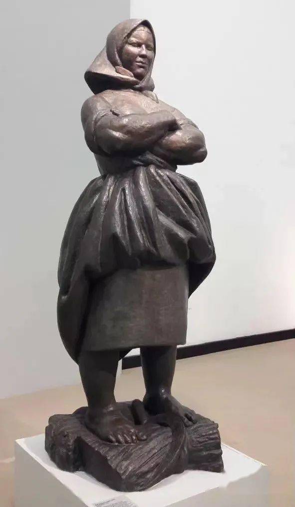 【前苏联女雕塑家 维拉·伊格纳季耶夫娜·穆希娜Вера Игнат