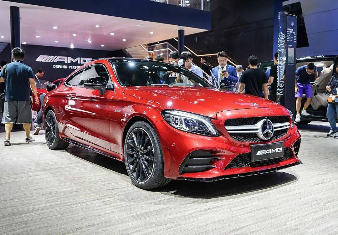 不到一百万奔驰全新轿跑提回家