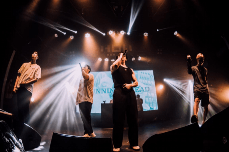 说唱圈最高学历组合深圳站演出,为新一代青年发声