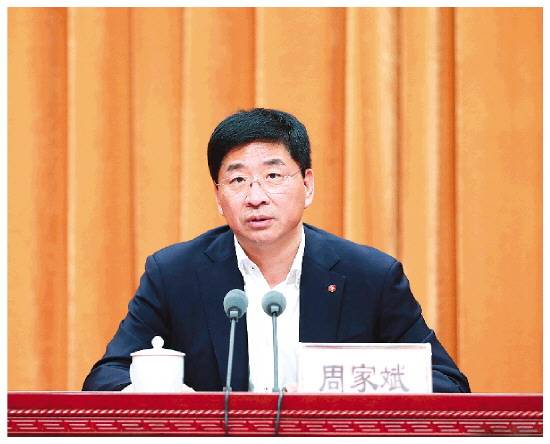市委召开全市领导干部大会传达学习习近平总书记视察广西时的重要讲话和重要指示精神 发展 市委召开全市领导干部大会传达学习习近平总书记视察广西时的重要讲话和重要指示精神 发展