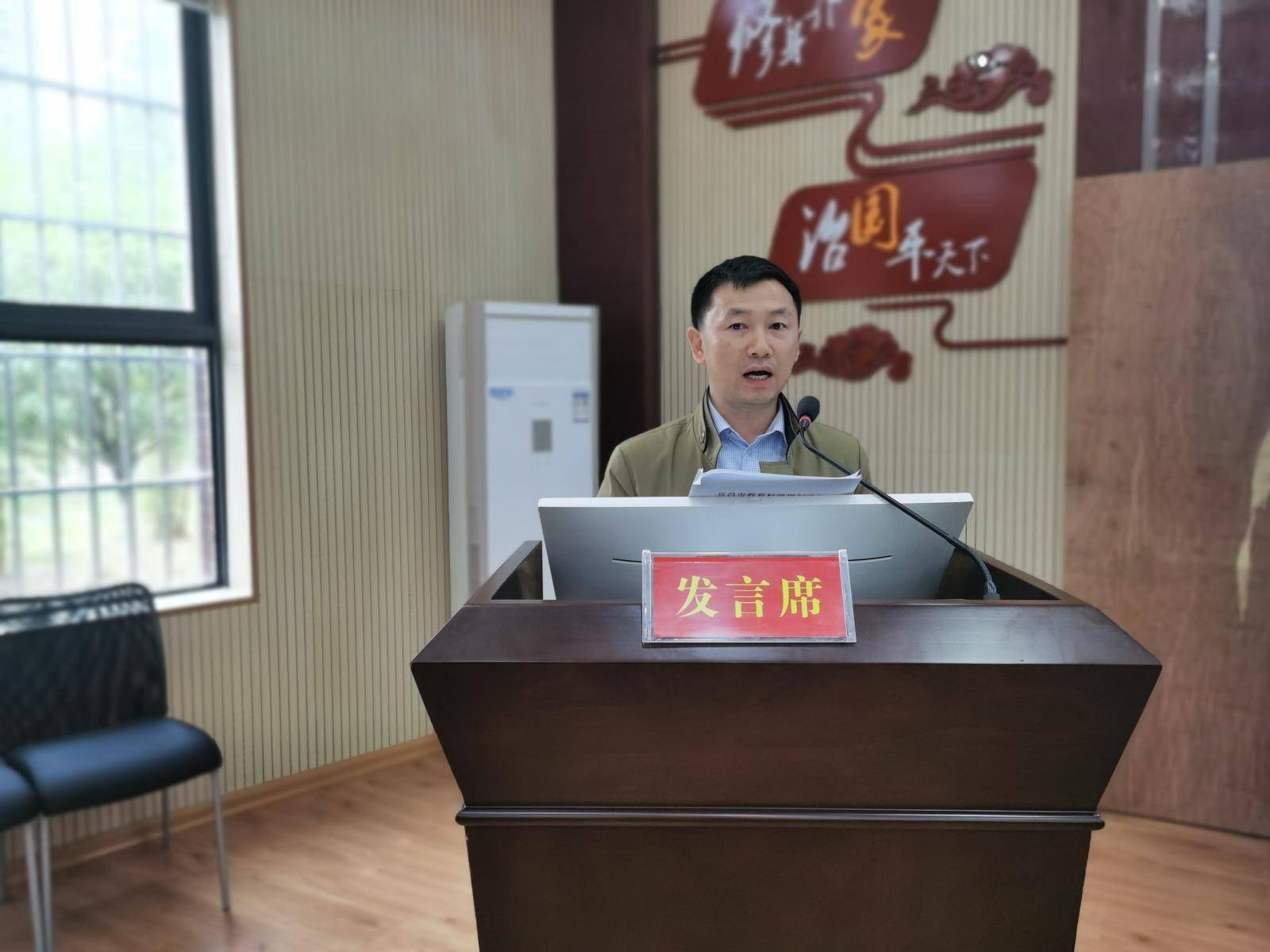 课题负责人黄新表示,课题组全体成员将继续学习,继续探究,一如既往地