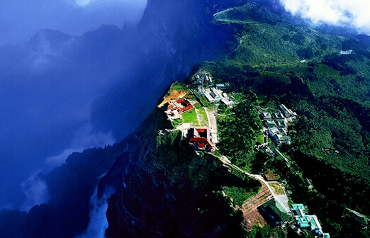 区域专刊五一长假去哪里来峨眉观顶看山川四季