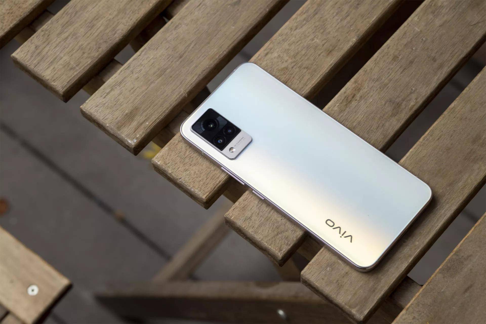 五一出行必备,vivo s9自拍效果超出色!轻松拍摄好看照片