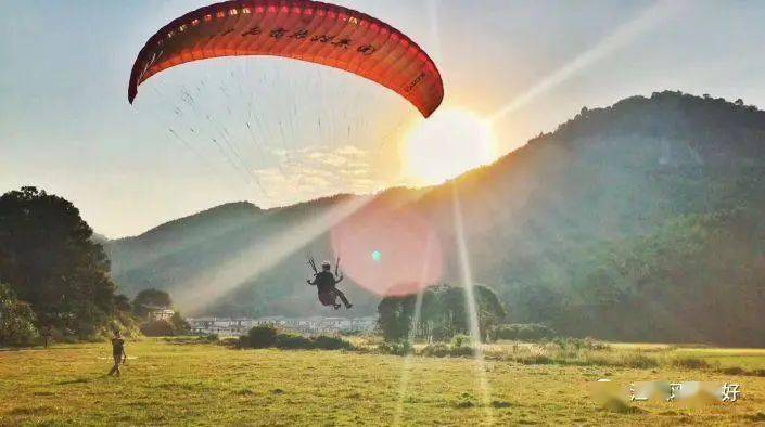 9公里的过山车极速体验,滑翔伞……怎么刺激怎么来~这是一条发泄生活