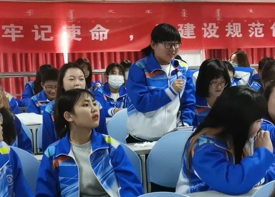 你好千金女生健康中国行走进包头职业技术学院