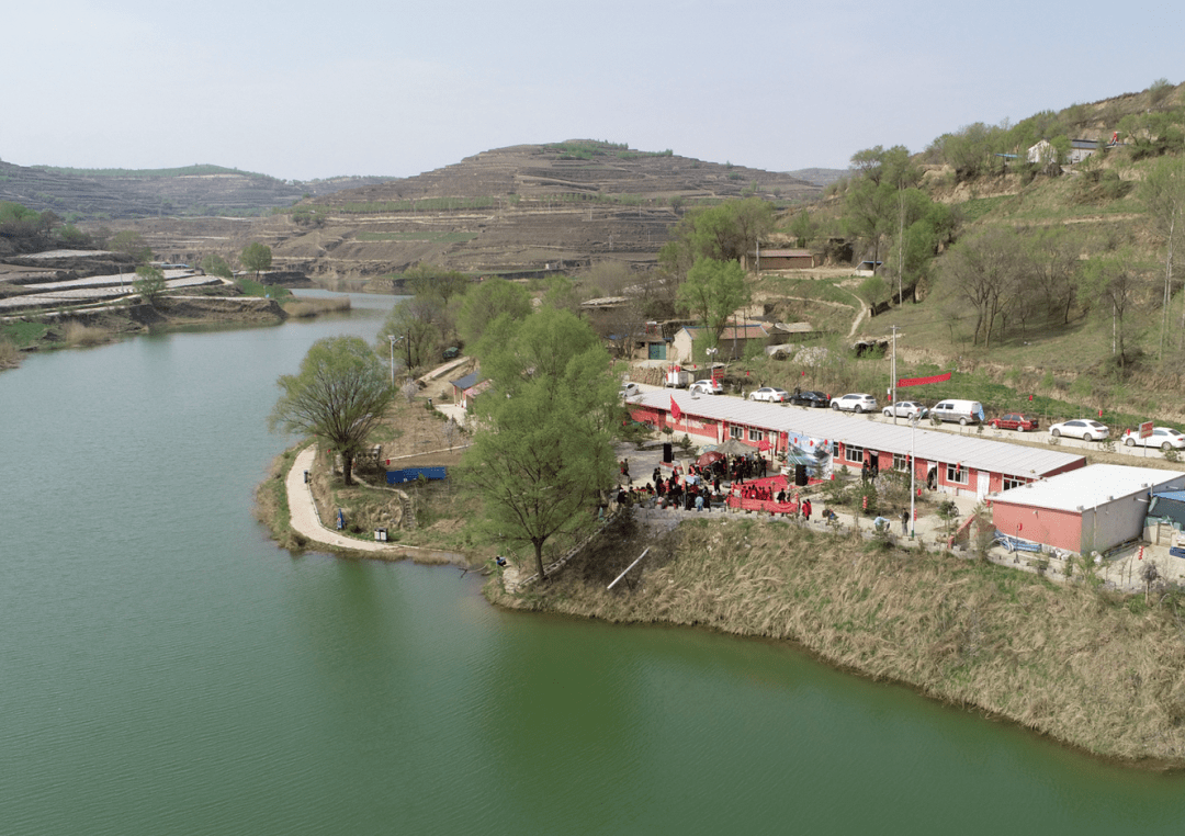 西吉县平峰镇沙洼村举办助力乡村振兴建设美丽家园乡村文化旅游文艺