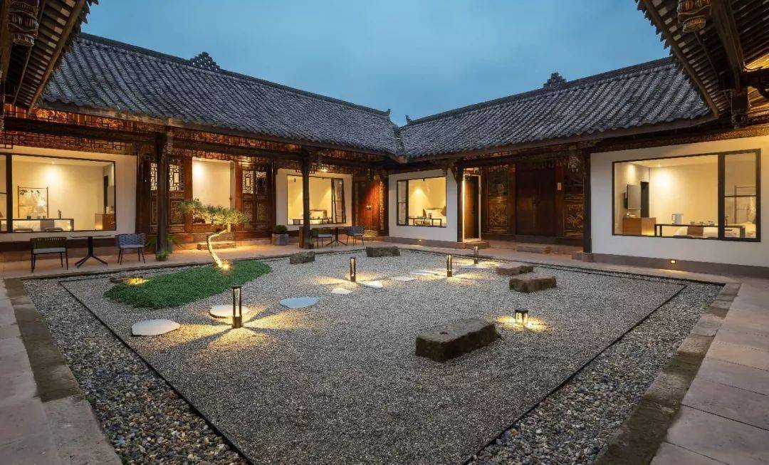 遂宁市船山区龙凤古镇席氏庄园内鸟屋民宿特色的树屋你住过吗?