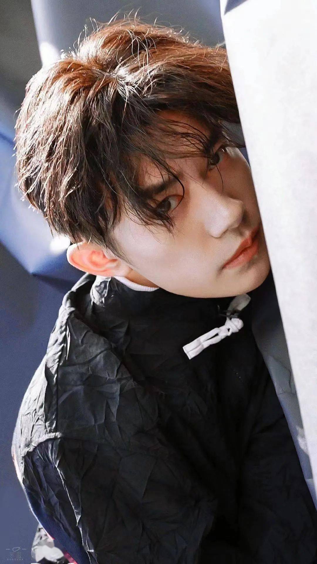 千玺穿唐装的气质感太绝了