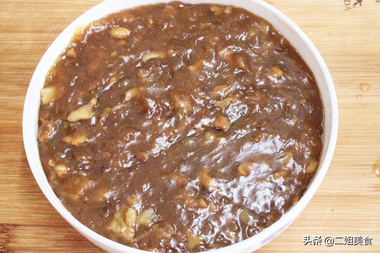 招待客人少不了猪肉焖子制作过程都告诉您切一切就是一道大菜