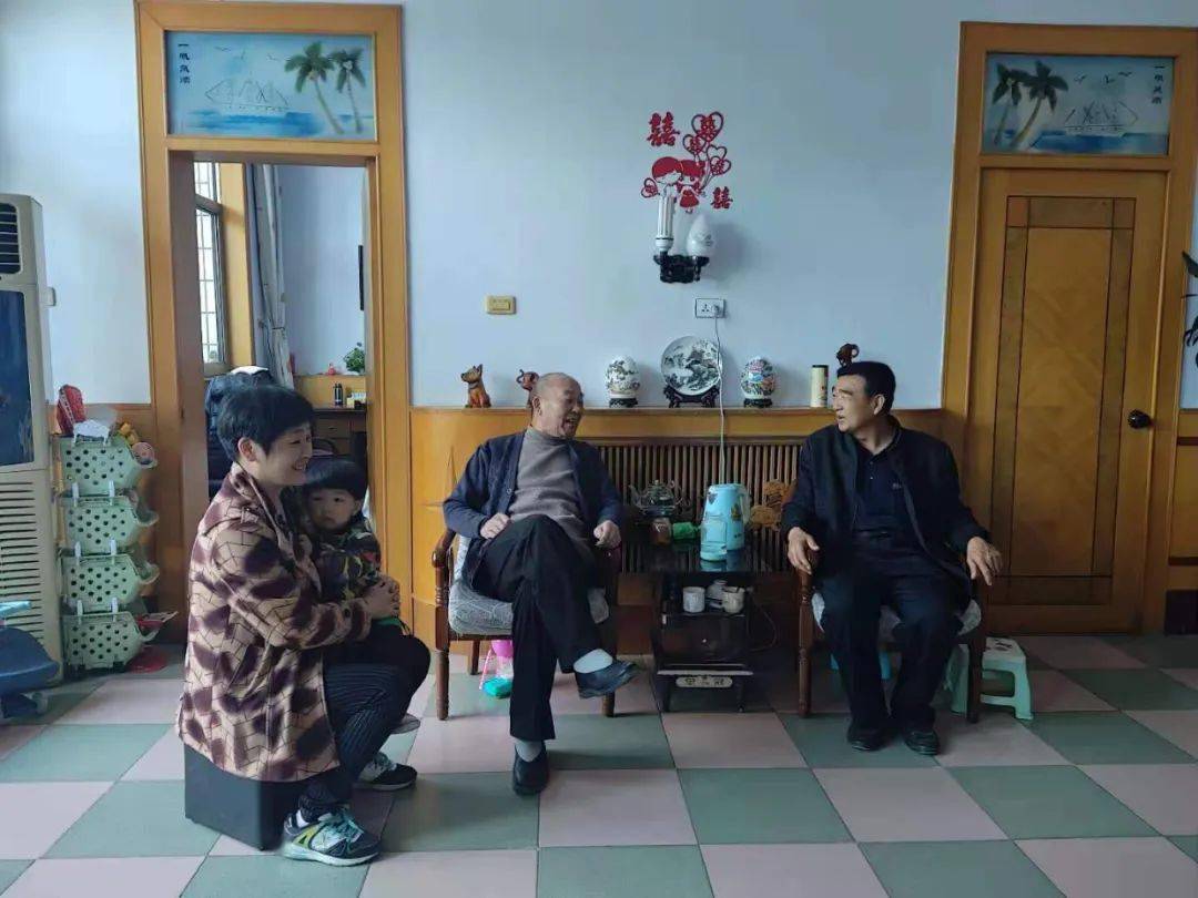 辛集镇一村民获国家称号