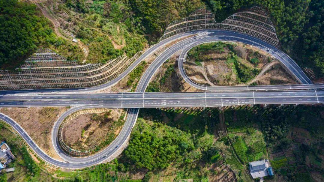 【沿着高速看保山之五】沿着高速看保山——保施高速_施甸