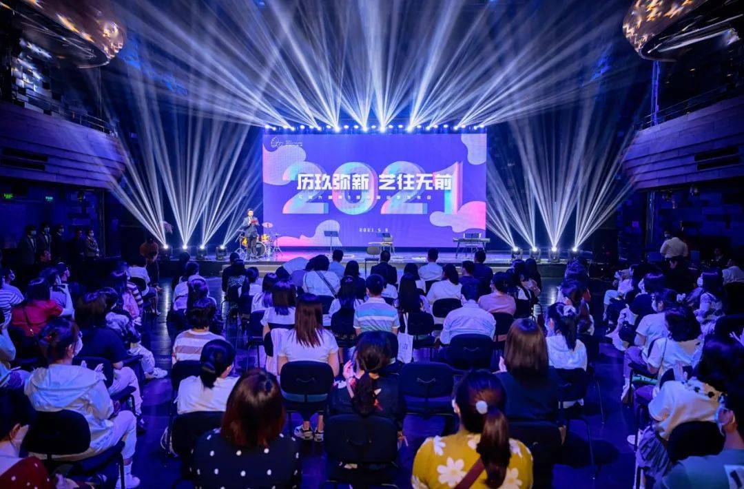什么是沉浸式演绎剧场 b2f5a4e319854f8ebec65632ec3ec5ea.jpeg