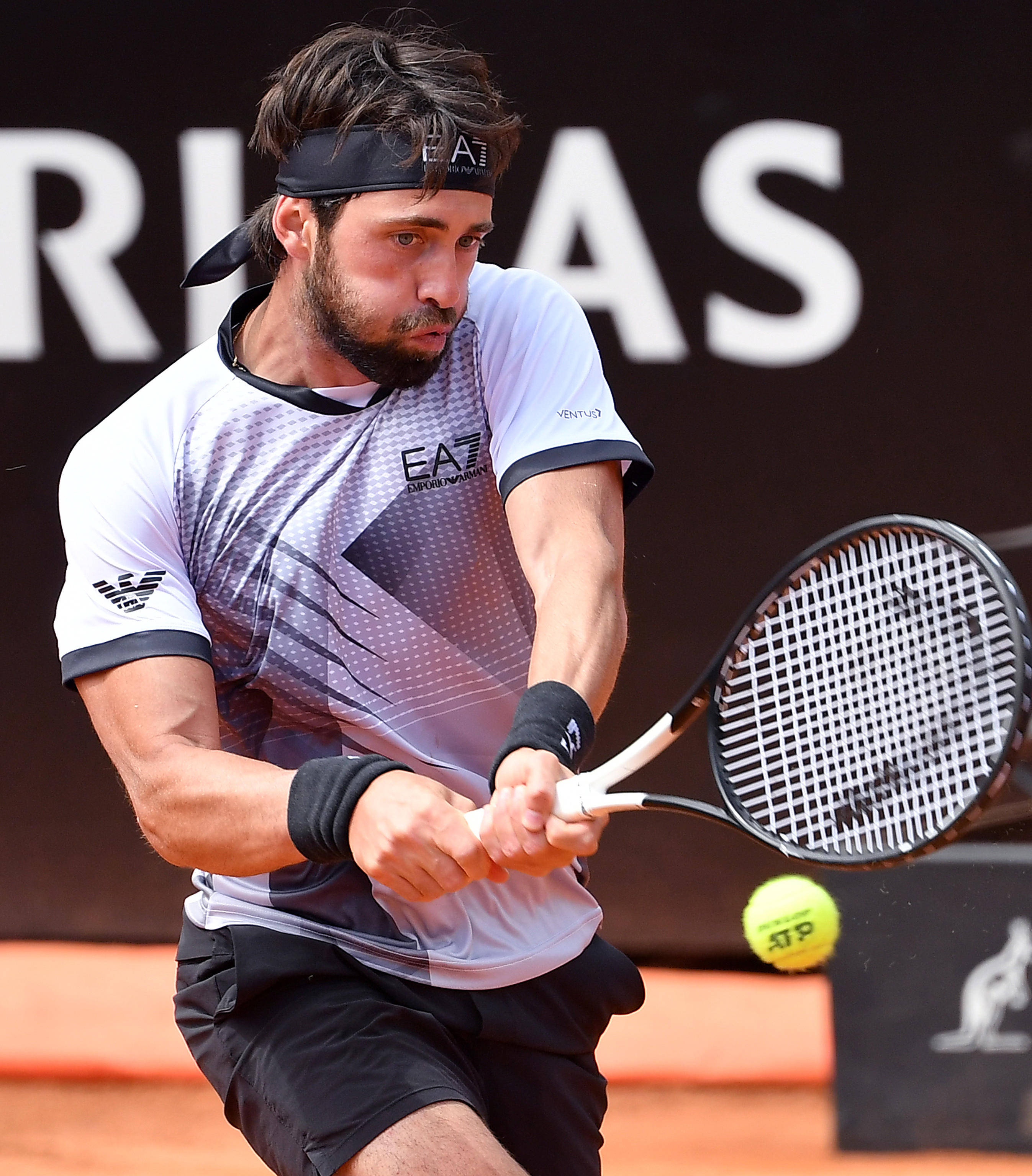 网球——意大利公开赛:贝雷蒂尼晋级