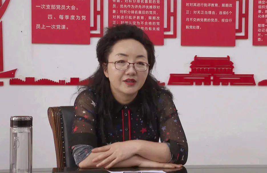 马康凤到县农业农村局调研