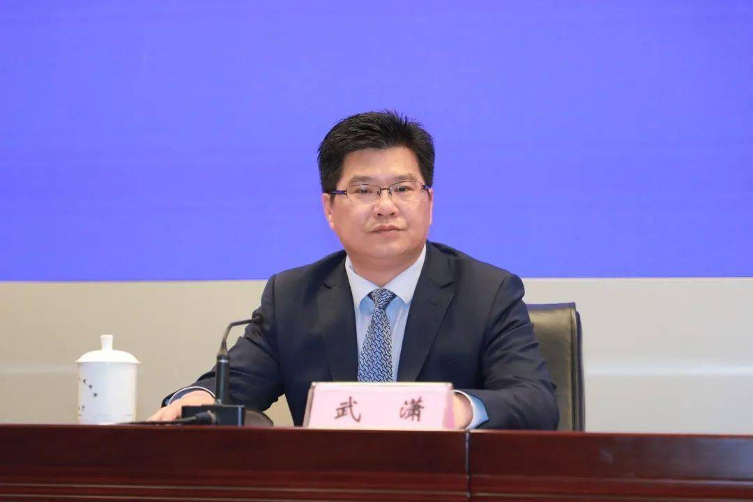 62省科技厅副厅长 李国阳实施意见新闻发布会高新技术产业开发区高