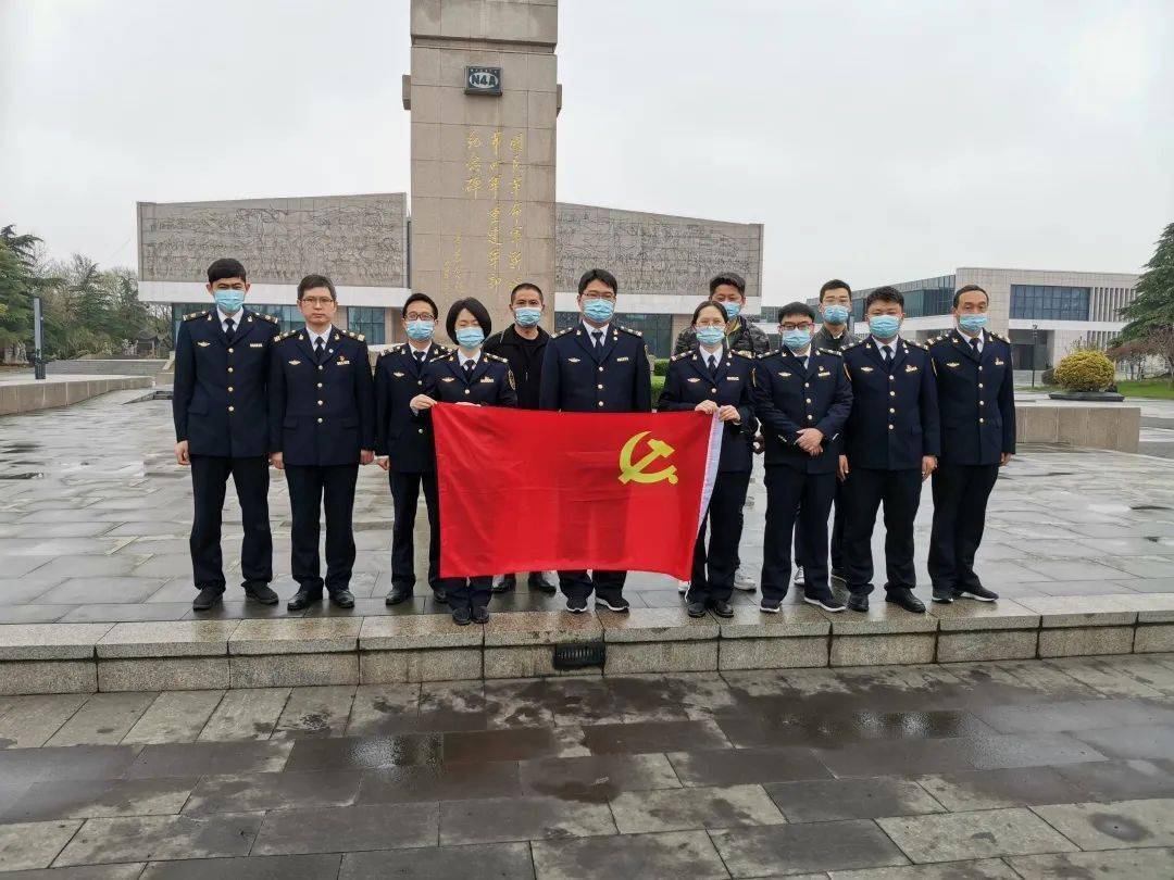 運用紅色資源,組織黨員幹部到革命烈士紀念館,白駒獅子口會師紀念館