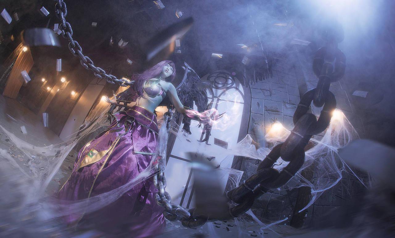 感受我的痛苦吧!lol英雄联盟莫甘娜cosplay